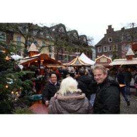 news_894_weihnachtsmarkttour_neuss_06.jpg